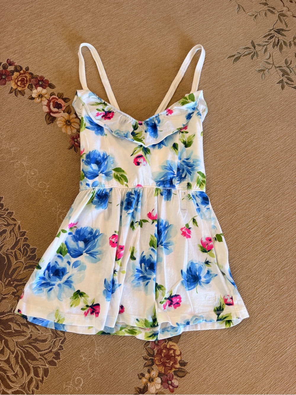 NWT GILLY HICKS White Floral Tank with Blue and Pink Flowers Small